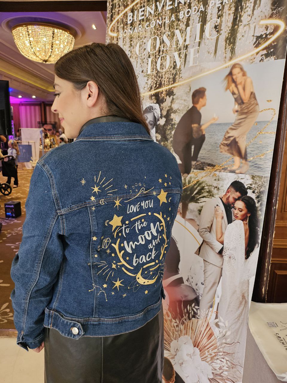 Cazadora de novia bordada - To the moon and back - Imagen 3